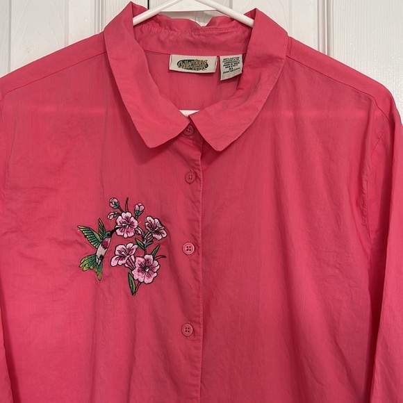 Pink/Salmon Colored Hummingbird Embroidered Button Front Shirt - Picture 3 of 7